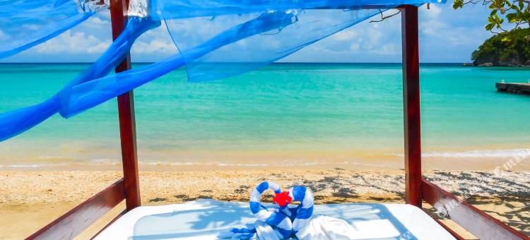 沙滩和日晒海滩酒店(Sand and Tan Beach Hotel)图片
