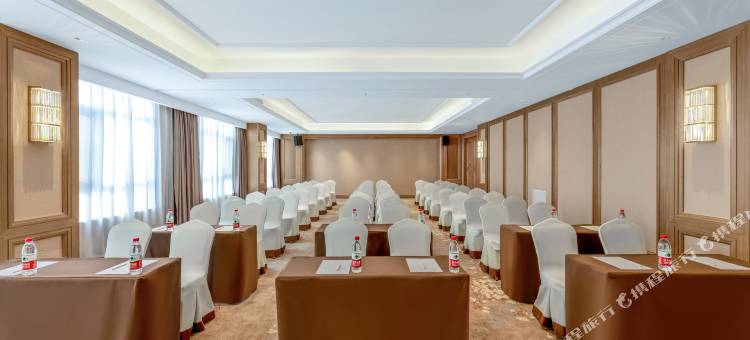 维也纳酒店(沧州黄骅华兴街四馆一中心店)图片