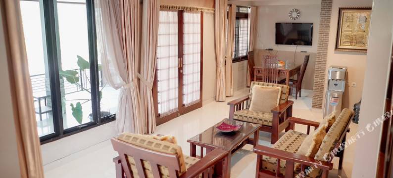 Teras Teduh Warm Pool & Mountain View Villa图片