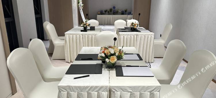 艺龙酒店(深圳华南城万达广场店)图片