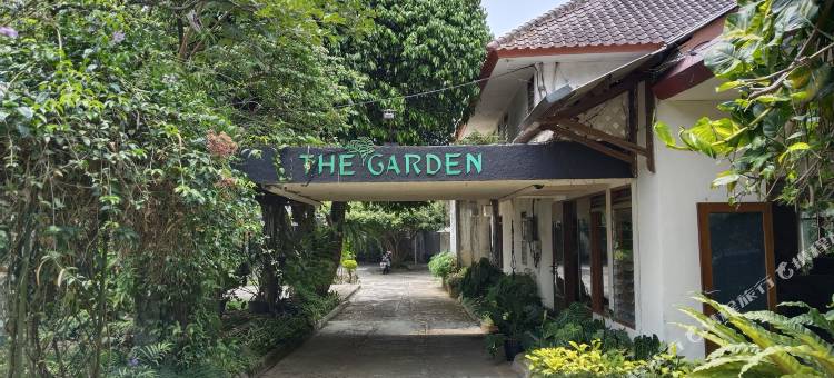 由Cocotel提供的花园家庭客栈。(The Garden Family Guest House Powered by Cocotel)图片