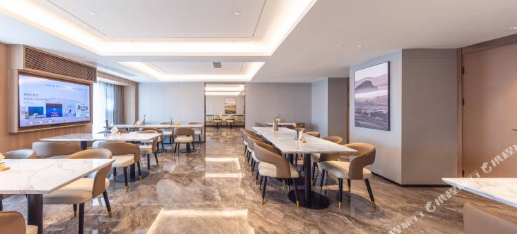 长沙万家丽广场高桥北地铁站亚朵酒店图片