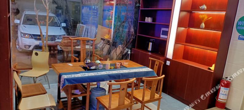 张掖晶富便利酒店(鸿宇广场店)图片