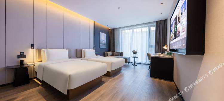 合肥京商商贸城铜陵北路亚朵酒店图片