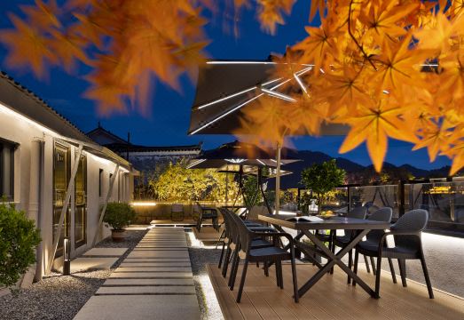 Feng Huang Jun Shang Hotel (Feng Huang Ancient Town Scenic Area, Feng Huang Bridge Branch) Hotel Overview