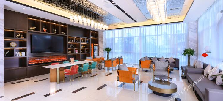 白玉兰酒店(青岛市技师学院店)图片