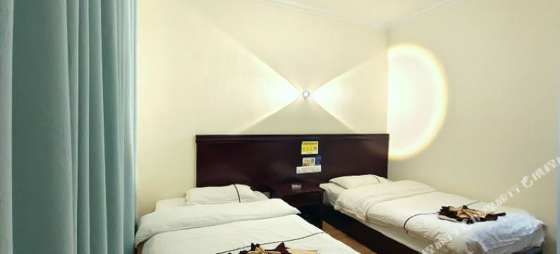 宾川皇家酒店图片