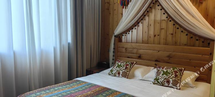 青木川平凡人家客栈图片