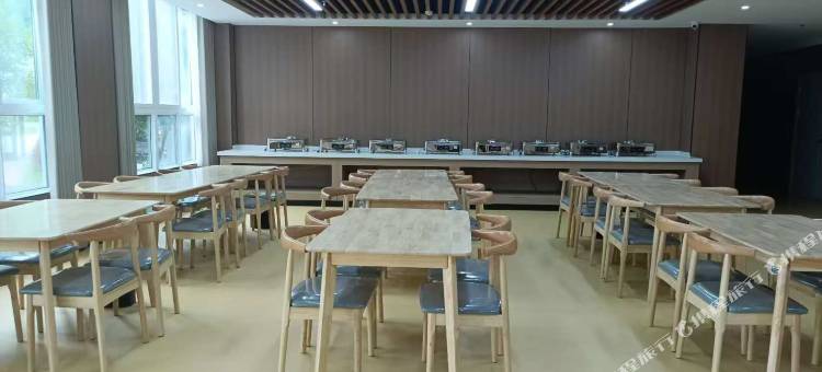 淅川萱树里酒店图片