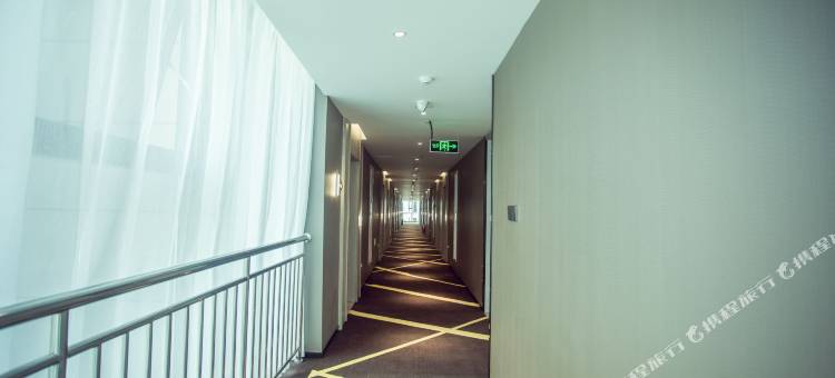 IU酒店(宜宾南溪体育中心店)图片