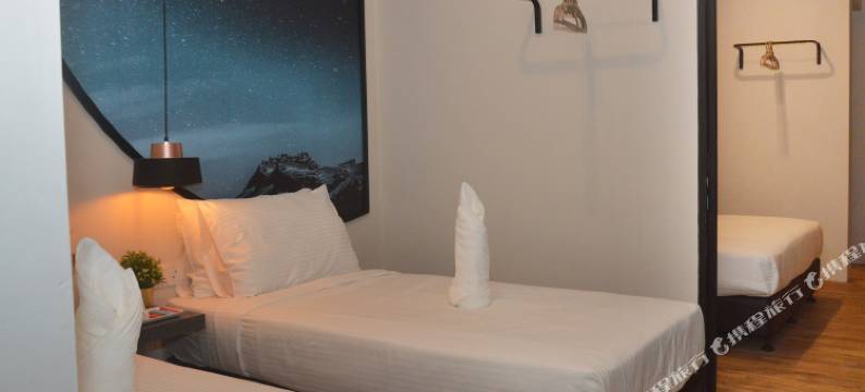 斯里八打灵德卢纳酒店(De Luna Hotel Sri Petaling)图片