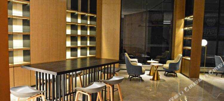 柏曼酒店(南宁江南万达平西夜市店)图片