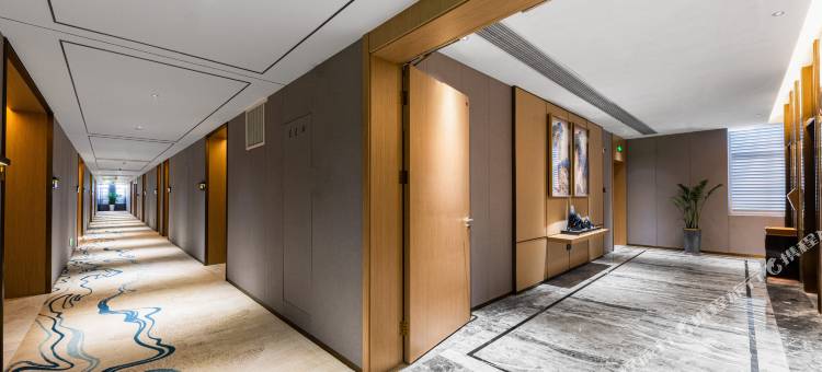 斯登国际酒店(泰和客运站店)图片