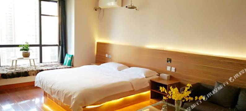 朗月主题酒店(西安大明宫万达店)图片