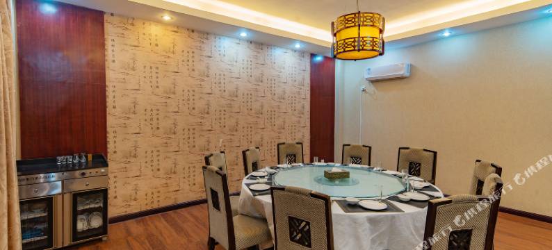 五朵山云上山居酒店图片