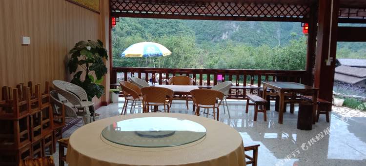 广南观山阁客栈图片