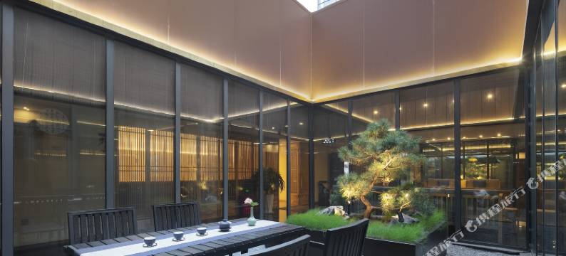 郑州高铁东站云松酒店图片