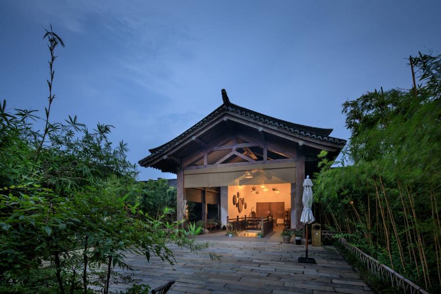 茅山東方鹽湖城山居客棧(官方店)
