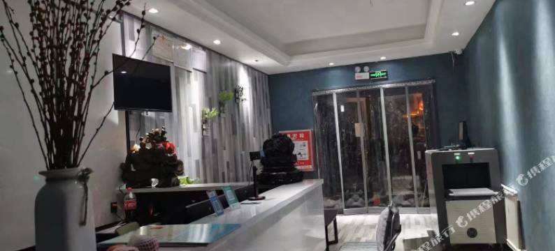 巴里坤拾月季宾馆图片