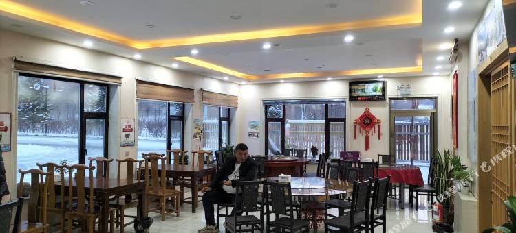 北大湖雪缘张家大院图片