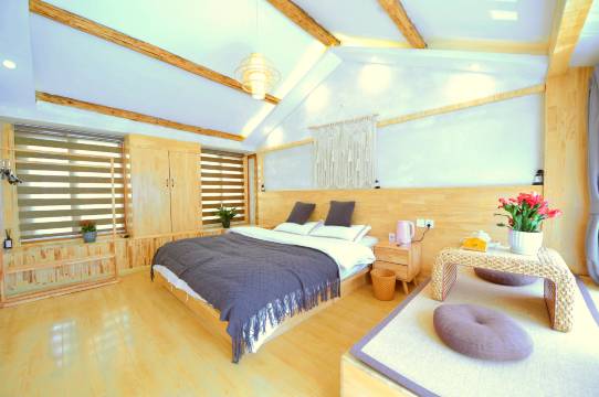 丽江左岸别院观景客栈