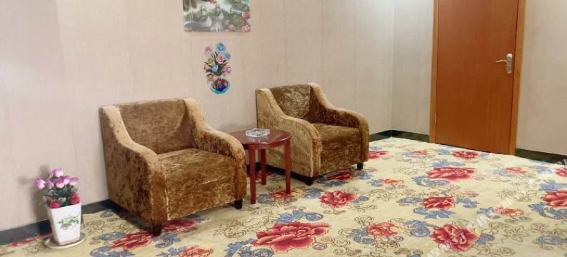 青藤艺宿酒店(庵东汽车站店)图片