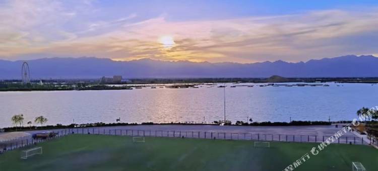君澜悦景酒店(银川阅海湾CBD览山公园店)图片