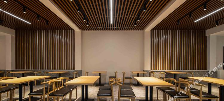 嘉路度假酒店(防城港仙人山公园店)图片