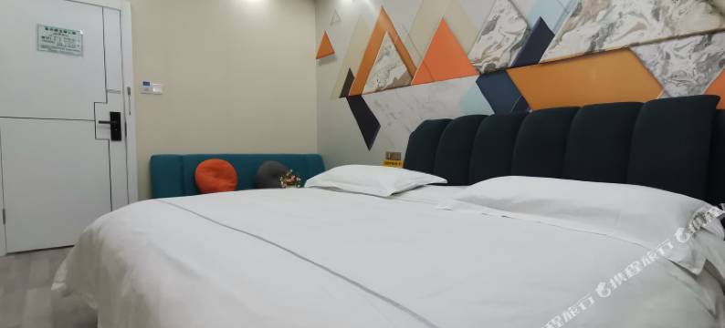 美晨酒店公寓(武汉东湖学院汉口学院店)图片