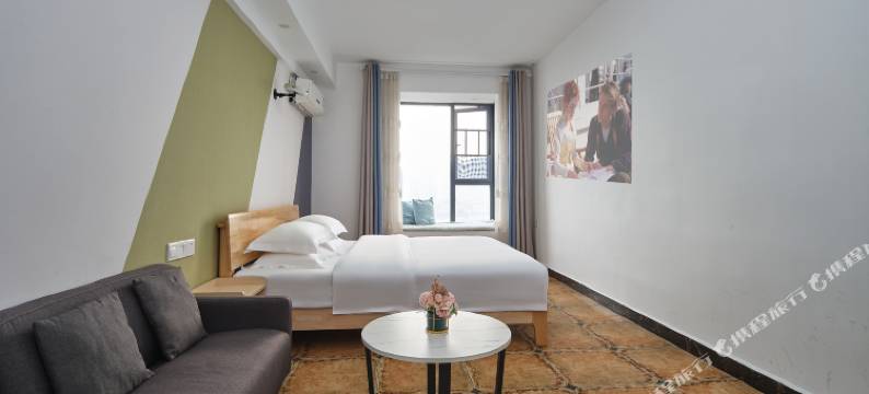 清风徐来客栈(长沙火车站地铁站店)图片