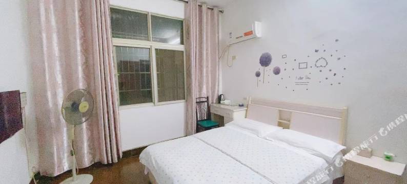 碧云宾馆(武汉工程科技学院湖北生态职业技术学院店)图片