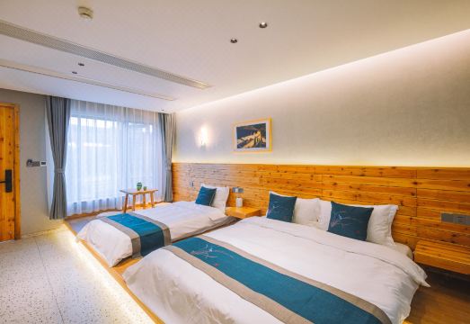 Cloud&FrogHotel Overview