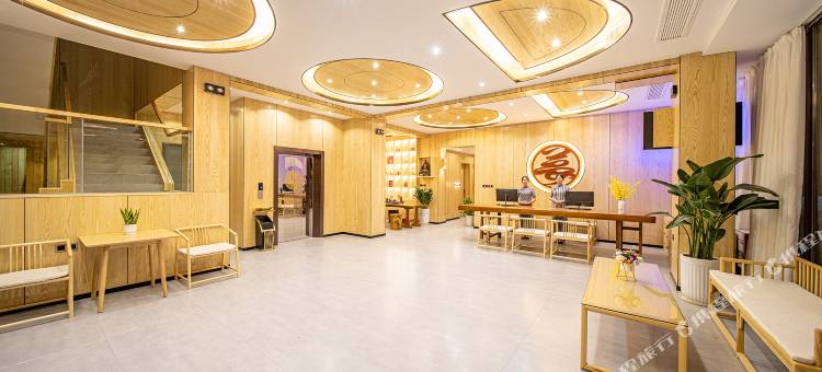 醉梦仙霖民宿(荔波小七孔景区东门售票大厅店)图片