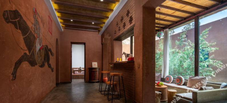 三生百间里民宿(阿克苏老街夜市店)图片