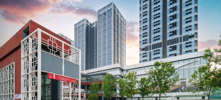 汇朵影院酒店(西安会展中心国际港务区地铁站店)图片