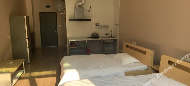 君豪商务宾馆(西南医院店)图片