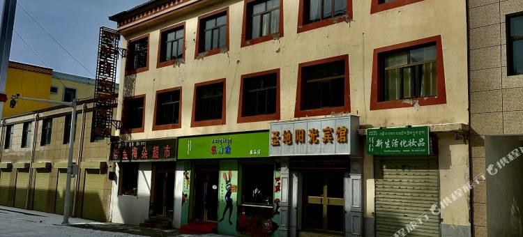 河南县圣地阳光宾馆图片