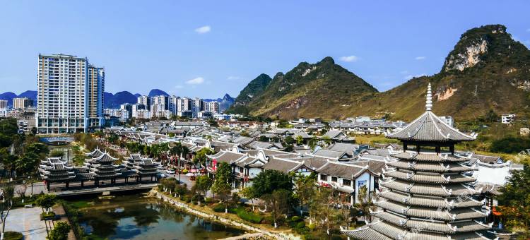 雅美途酒店(靖西绣球大道锦绣古镇店)图片