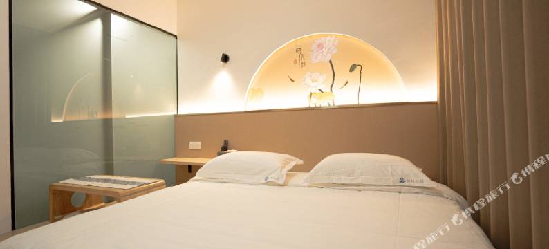 天堂寨甜艳小筑图片