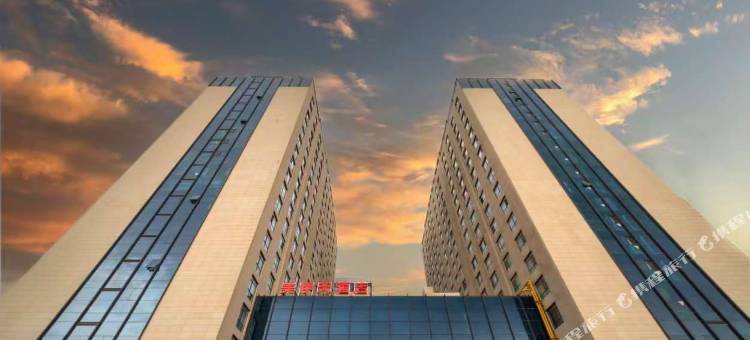 美伊天酒店(伊宁万容广场店)图片