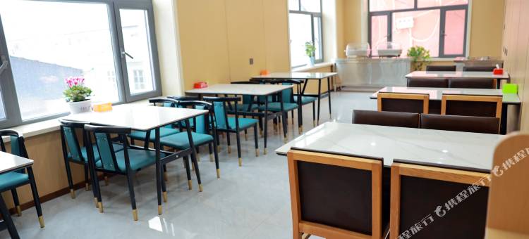 汇域酒店(漠河北极星广场店)图片