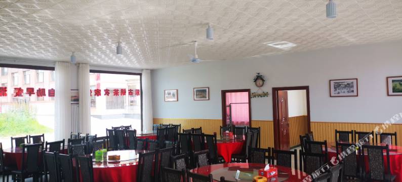 城龙酒店(乌兰布统草原景区店)图片