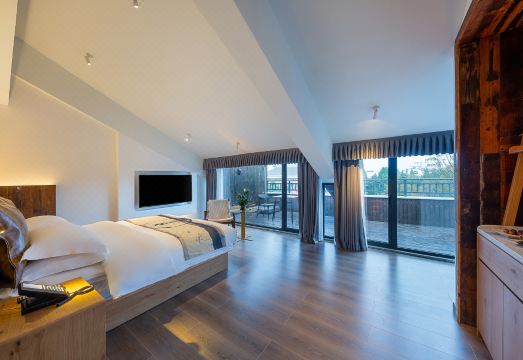 Zheman Kongmiao·Fuxueli Hotel(quzhou shop) Hotel Overview