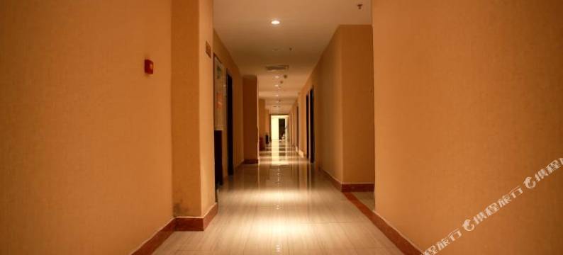 盛世华源酒店(六盘水水城古镇店)图片