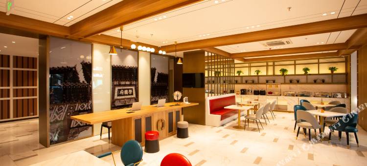 白玉兰酒店(正定古城隆兴寺店)图片