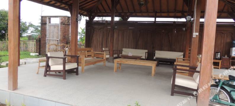 辛加萨纳别墅与餐馆酒店(Singgasana Villa & Resto)图片