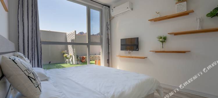 花筑·福兰克的水晶民宿(野三坡百里峡景区店)图片