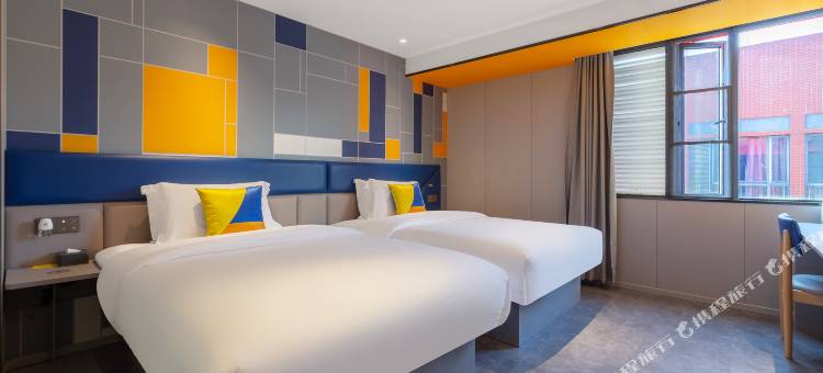 7天优品酒店(昆明新螺蛳湾汽车南站地铁站店)图片