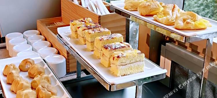 万澳酒店(重庆解放碑步行街洪崖洞店)图片