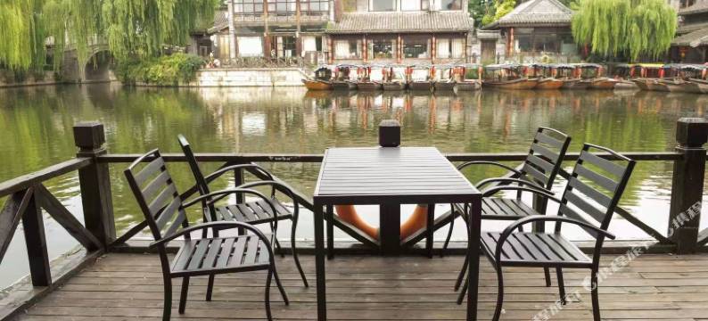 一江月·庭院湖景客栈(台儿庄古城风景区店)图片